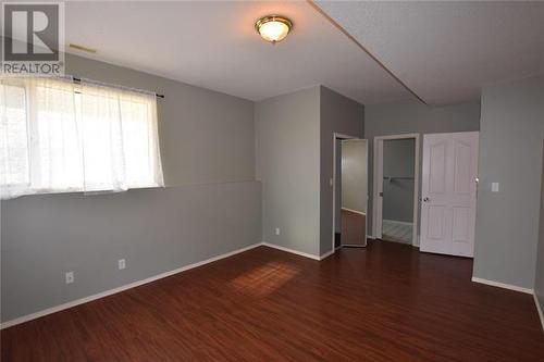 4904 Valleyview Place, Vernon, BC - Indoor Photo Showing Other Room