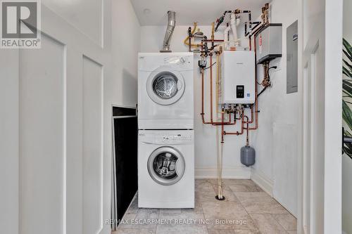 104 - 397 King Street W, Hamilton, ON - Indoor Photo Showing Laundry Room