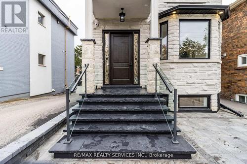 603 Royal York Road, Toronto (Stonegate-Queensway), ON - Outdoor