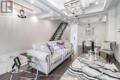 603 Royal York Road, Toronto (Stonegate-Queensway), ON - Indoor Photo Showing Living Room