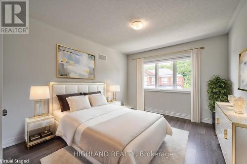 3244 Meadow Marsh Crescent, Oakville, ON - Indoor Photo Showing Bedroom