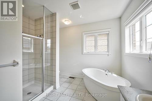 3244 Meadow Marsh Crescent, Oakville, ON - Indoor Photo Showing Bathroom