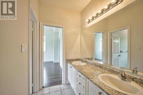 3244 Meadow Marsh Crescent, Oakville, ON - Indoor Photo Showing Bathroom