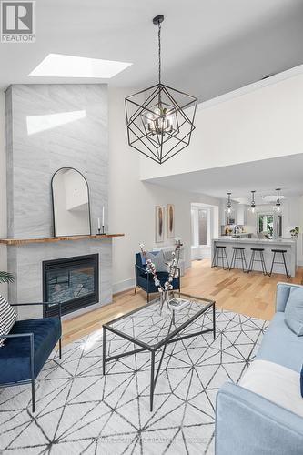 2 - 1173 Bellview Crescent, Burlington, ON - Indoor Photo Showing Living Room With Fireplace