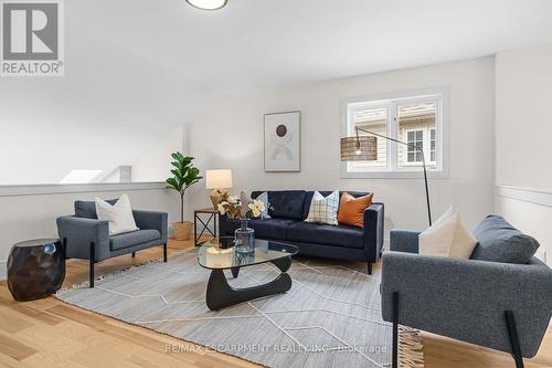 2 - 1173 Bellview Crescent, Burlington, ON - Indoor Photo Showing Living Room