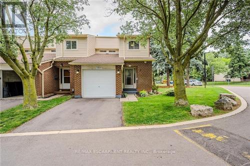 14 - 1548 Newlands Crescent, Burlington (Palmer), ON - Outdoor With Facade