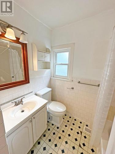 41 Frances Avenue, Toronto, ON - Indoor Photo Showing Bathroom