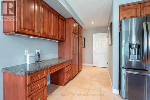 52 Waterwheel Crescent, Hamilton, ON - Indoor Photo Showing Kitchen