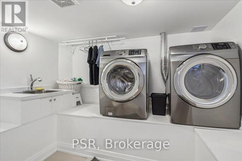 109 Ontario Avenue, Hamilton, ON - Indoor Photo Showing Laundry Room