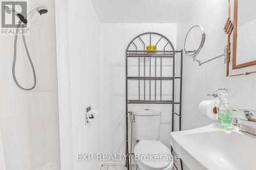 138 Westchester Crescent, St. Catharines, ON -  Photo Showing Bathroom