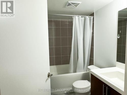 2309 - 830 Lawrence Avenue W, Toronto W04, ON - Indoor Photo Showing Bathroom