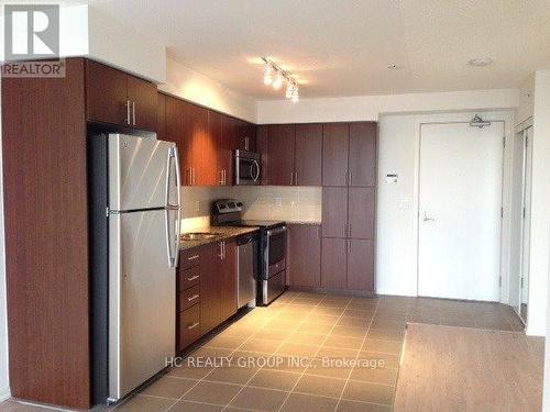 2309 - 830 Lawrence Avenue W, Toronto W04, ON - Indoor Photo Showing Kitchen