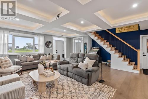 27 Greenway Circle, Brighton, ON - Indoor Photo Showing Living Room