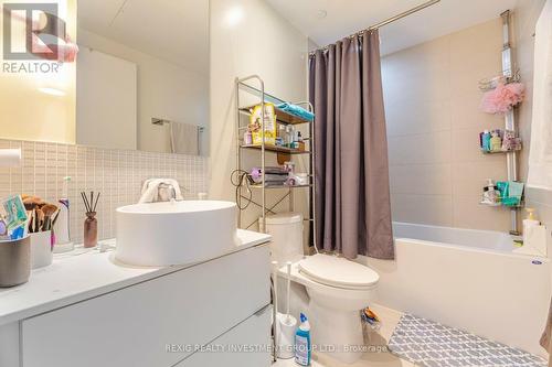 1313 - 185 Roehampton Avenue, Toronto C10, ON - Indoor Photo Showing Bathroom