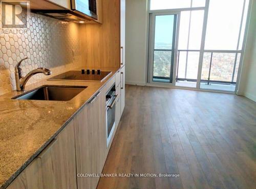 3107 - 50 Ordnance Street, Toronto C01, ON - Indoor Photo Showing Kitchen