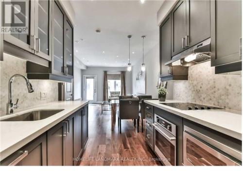 65 Hargrave Lane, Toronto C12, ON - Indoor Photo Showing Kitchen With Upgraded Kitchen