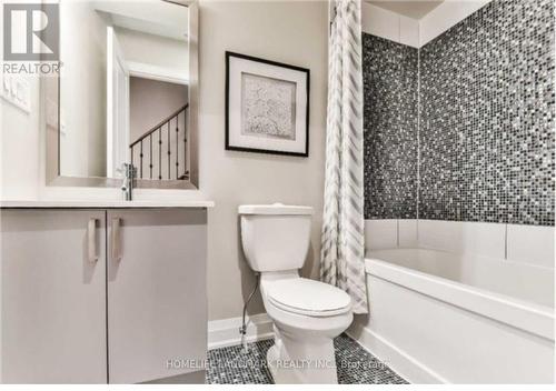 65 Hargrave Lane, Toronto C12, ON - Indoor Photo Showing Bathroom