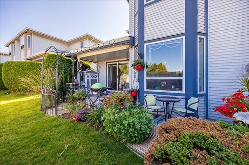 123-1120 Guisachan Road, Kelowna, BC - Outdoor With Deck Patio Veranda