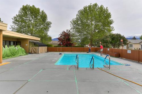 120-1255 Raymer Avenue, Kelowna, BC - Outdoor With In Ground Pool
