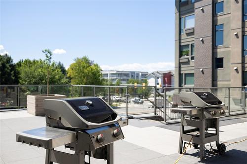 318-925 Leon Avenue, Kelowna, BC - Outdoor