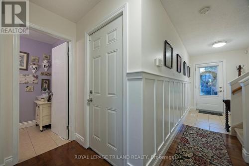 1890 Bloom Crescent, London, ON - Indoor Photo Showing Other Room