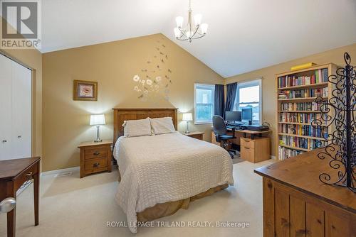 1890 Bloom Crescent, London, ON - Indoor Photo Showing Bedroom