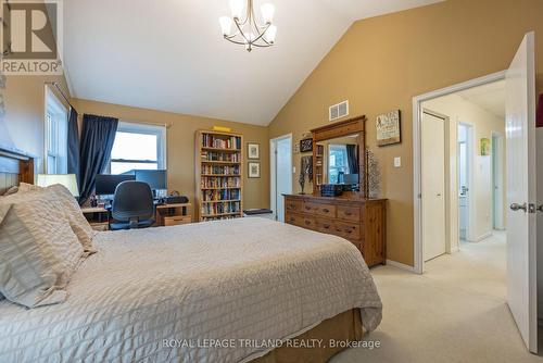 1890 Bloom Crescent, London, ON - Indoor Photo Showing Bedroom