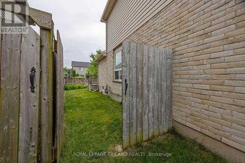 1890 Bloom Crescent, London, ON - Outdoor With Exterior