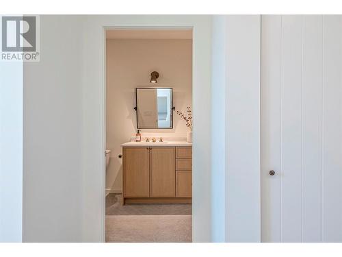 9961 Purcell Drive, Vernon, BC - Indoor Photo Showing Bathroom