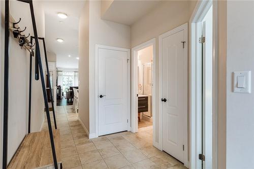 19 Tallforest Trail, Glanbrook, ON - Indoor Photo Showing Other Room