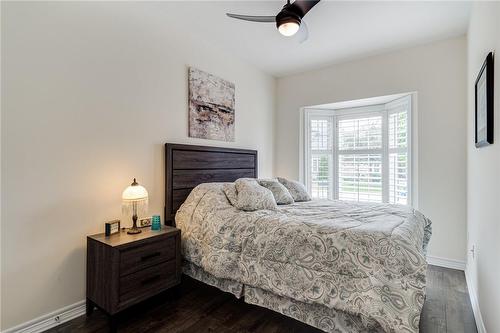 19 Tallforest Trail, Glanbrook, ON - Indoor Photo Showing Bedroom