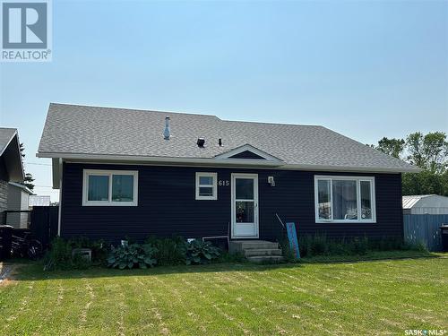 615 1St Avenue S, Bruno, SK - Outdoor