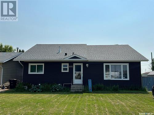 615 1St Avenue S, Bruno, SK - Outdoor