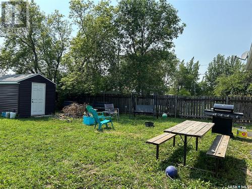 615 1St Avenue S, Bruno, SK - Outdoor With Backyard