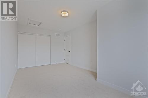 2174 Winsome Terrace, Ottawa, ON - Indoor Photo Showing Other Room