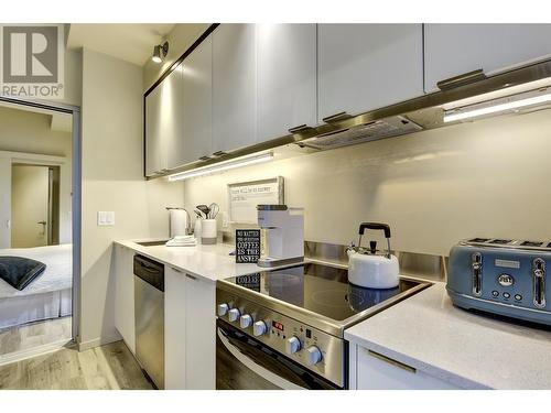 1350 St Paul Street Unit# 604, Kelowna, BC - Indoor Photo Showing Kitchen