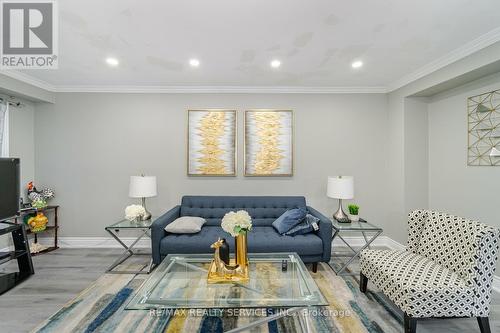 3524 Croatia Drive, Mississauga, ON - Indoor Photo Showing Living Room