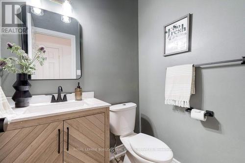 37 Pentland Road, Hamilton, ON - Indoor Photo Showing Bathroom
