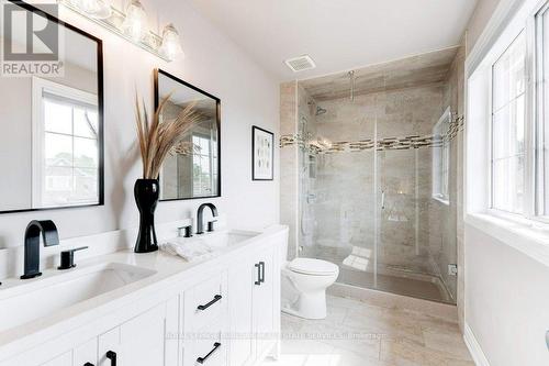 37 Pentland Road, Hamilton, ON - Indoor Photo Showing Bathroom