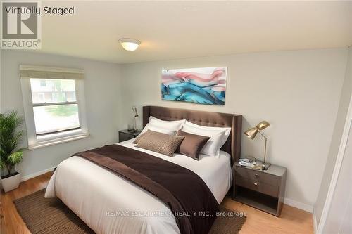 249 St Andrews Drive, Hamilton, ON - Indoor Photo Showing Bedroom