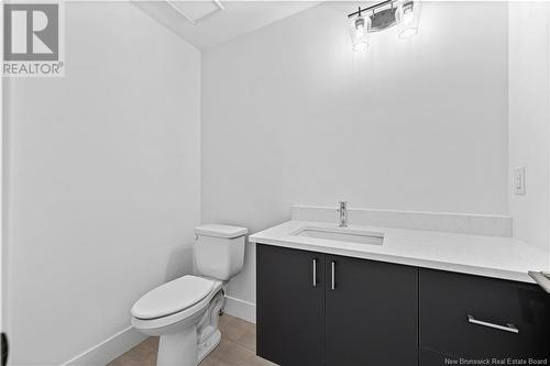 206 Dickey Boulevard, Riverview, NB - Indoor Photo Showing Bathroom