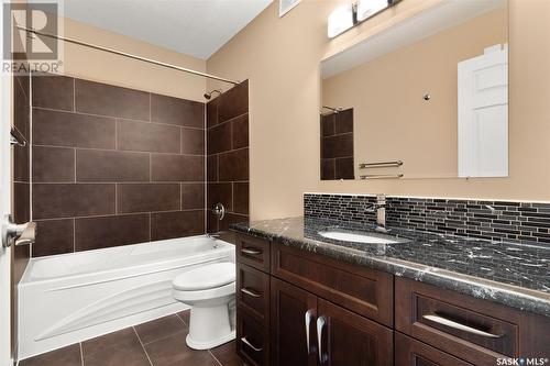 4213 Green Rose Crescent E, Regina, SK - Indoor Photo Showing Bathroom