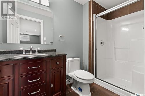 4213 Green Rose Crescent E, Regina, SK - Indoor Photo Showing Bathroom