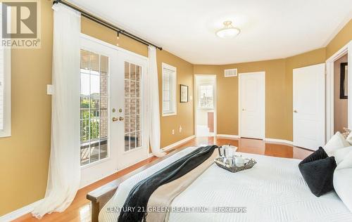 3826 Thomas Street, Mississauga, ON - Indoor