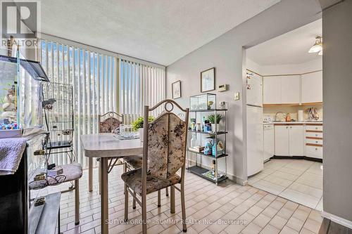 409 - 61 Markbrook Lane, Toronto, ON - Indoor Photo Showing Dining Room