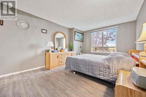 409 - 61 Markbrook Lane, Toronto, ON - Indoor Photo Showing Bedroom