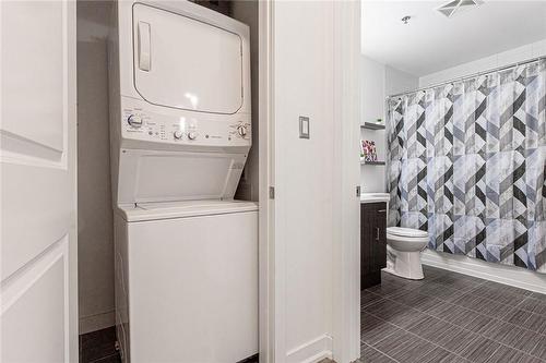5317 Upper Middle Road|Unit #127, Burlington, ON - Indoor Photo Showing Laundry Room