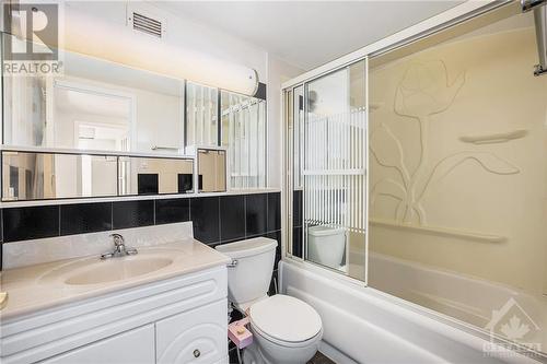 900 Dynes Road Unit#1105, Ottawa, ON - Indoor Photo Showing Bathroom