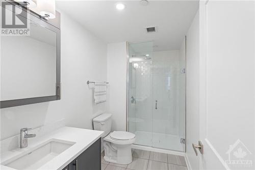 340 Queen Street Unit#811, Ottawa, ON - Indoor Photo Showing Bathroom