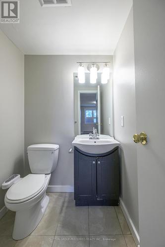 202 - 15 Jacksway Crescent, London, ON - Indoor Photo Showing Bathroom